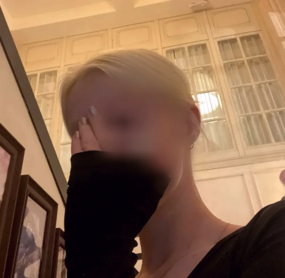 Alena, 24